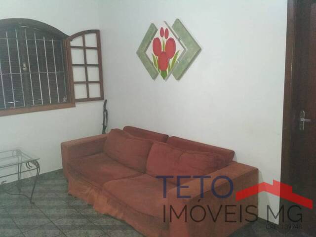 Casa para Venda em Belo Horizonte - 2